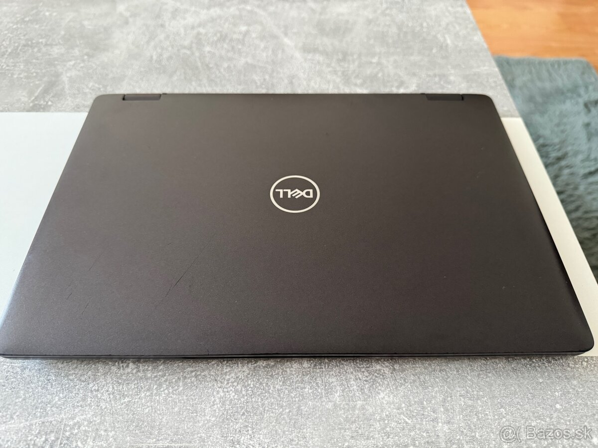 Dotykový Dell Latitude 5300 2v1 – i5/16GB/256SSD - 11