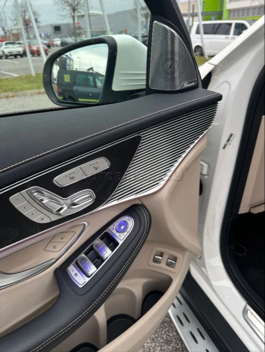 Mercedes-Benz EQC 400 4MATIC 300kW AMG Line - ODPOCET DPH- - 11