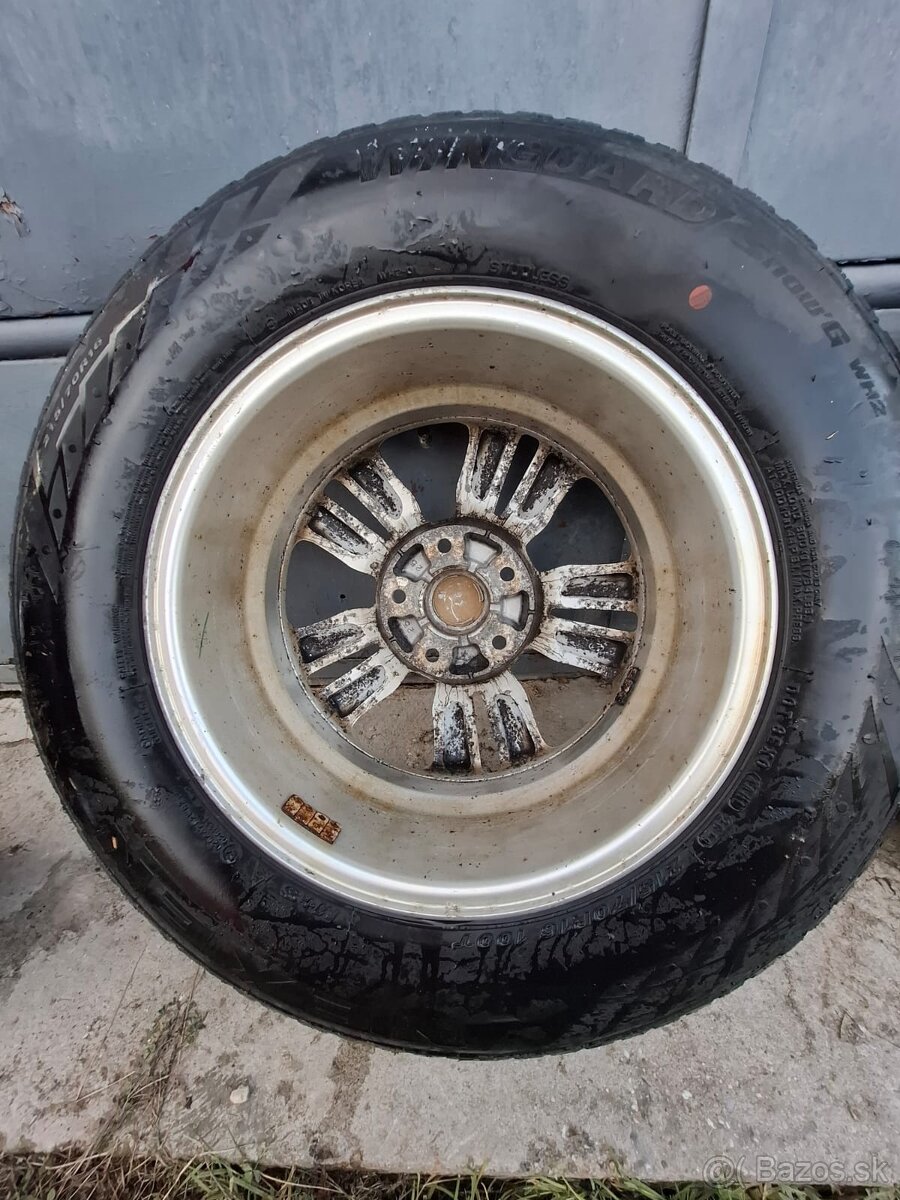 Zimna sada Hyundai/Kia, Nexen 215/70 R16/5x114,3/5 mm, 2019 - 11