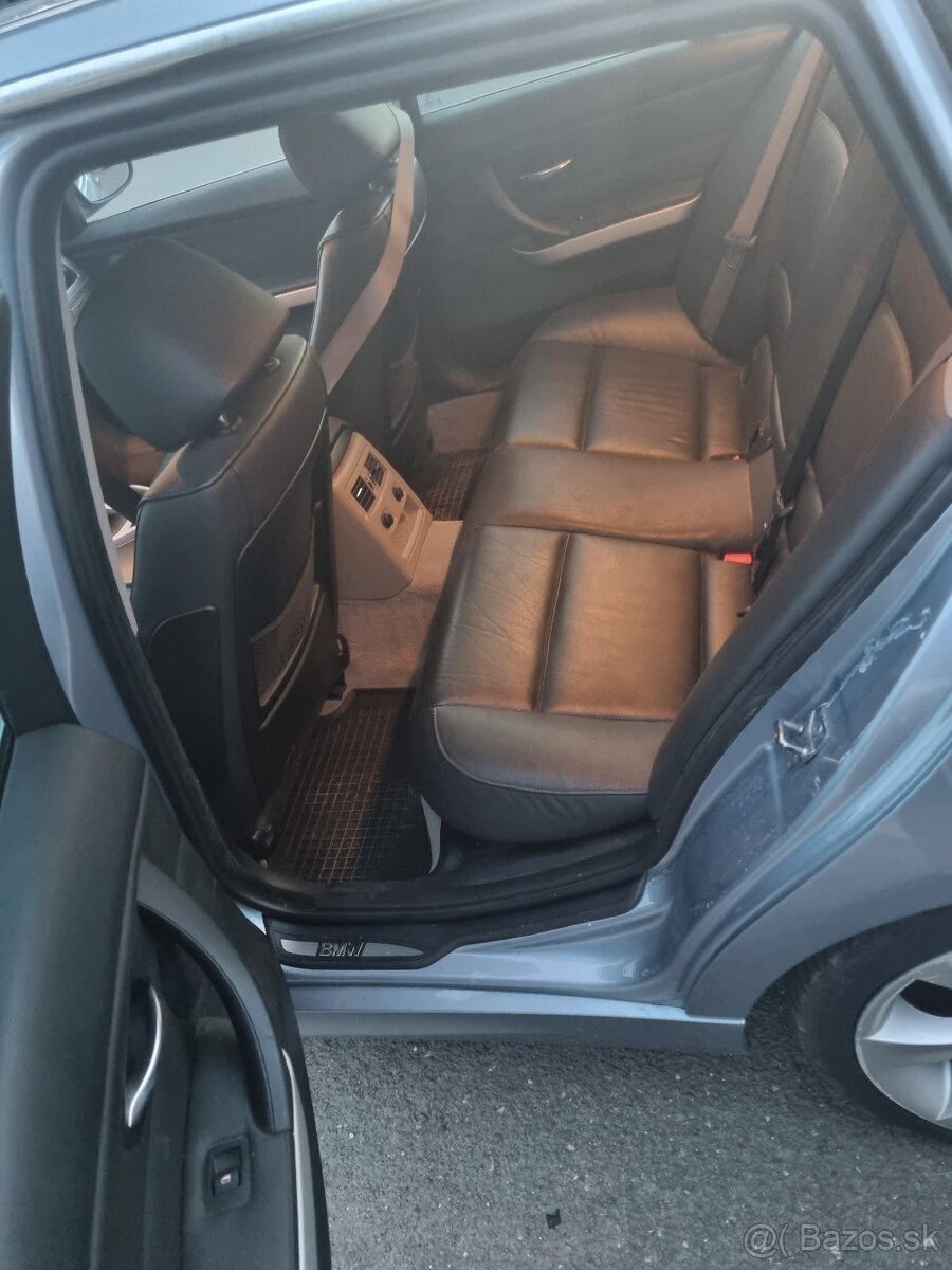 Predam BMW 325i e91 LCI - 11