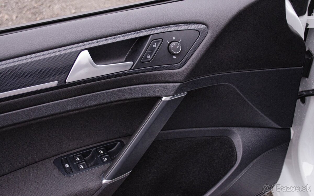 Volkswagen Golf Variant 2.0 TDI Edition United DSG - 11