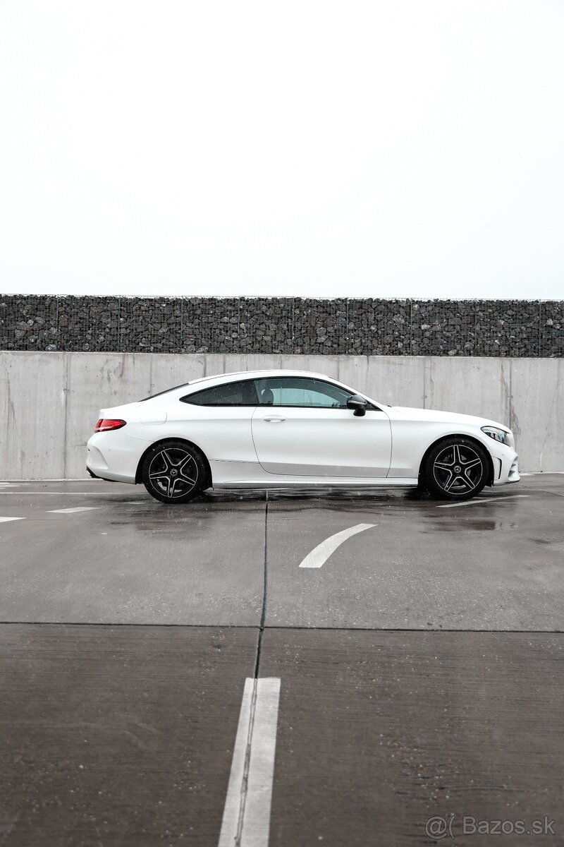 Mercedes C trieda Kupé 220 d 4MATIC A/T - 11