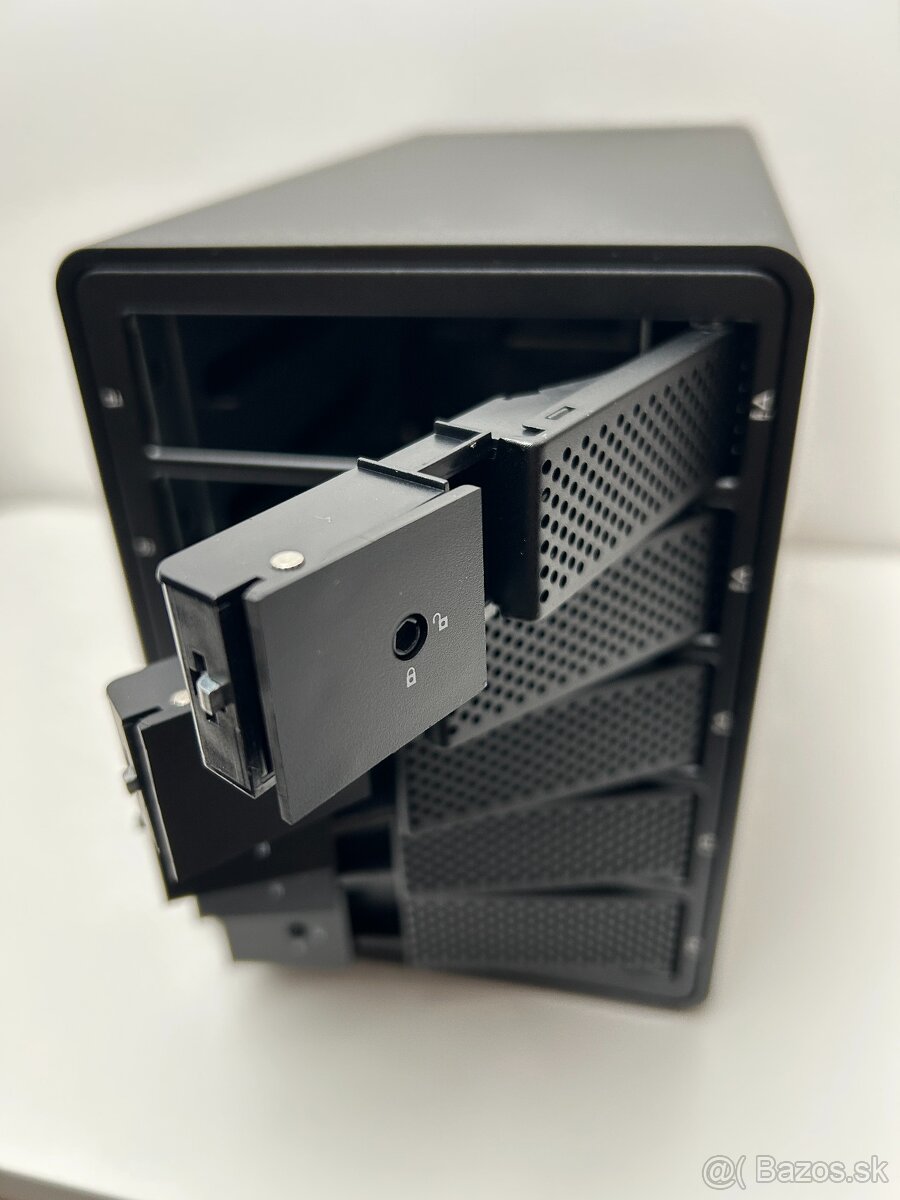 Orico 5 bay Enclosure 3,5” - 11