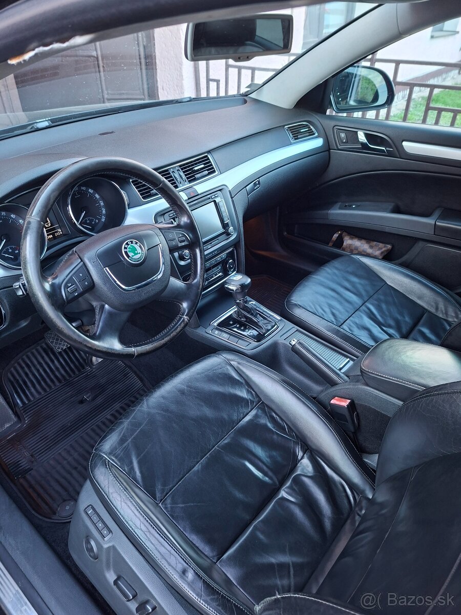 Škoda Superb 2.0 TDI - 11