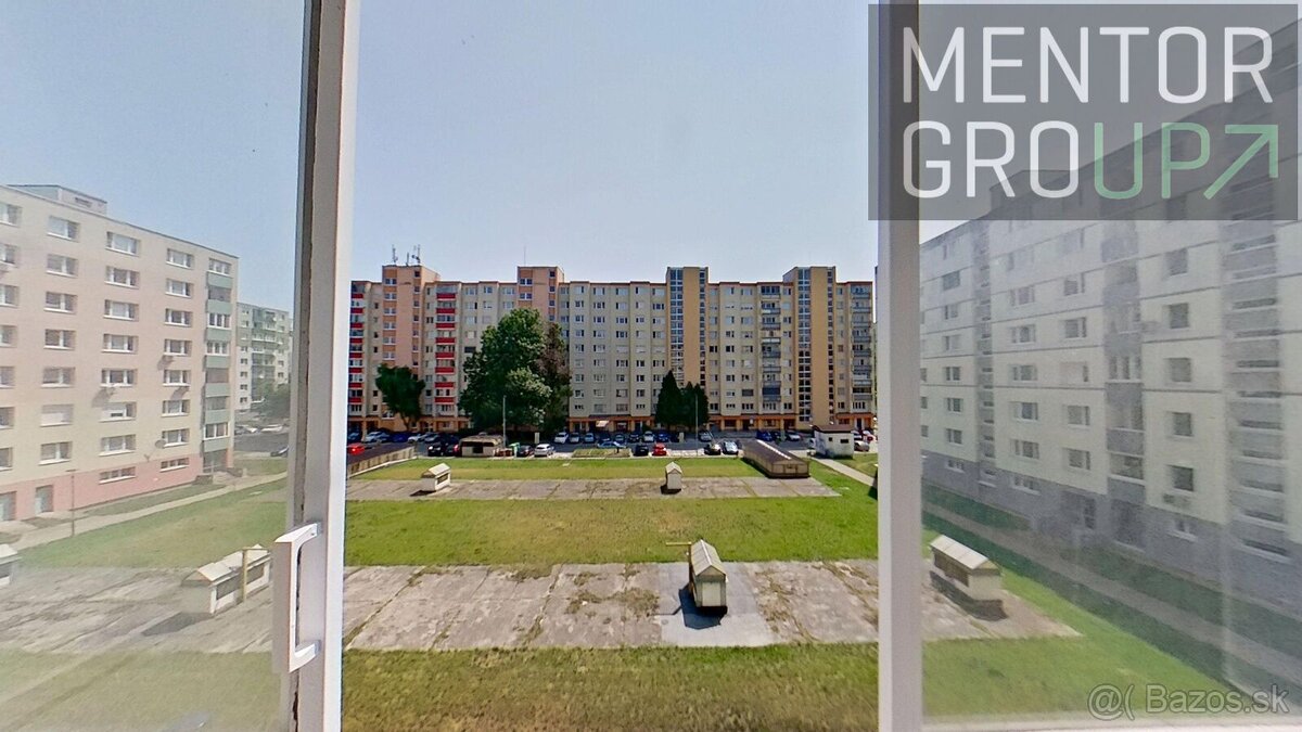 REZERVOVANÉ Na predaj: 3-izbový byt po kompletnej rekonštru - 11