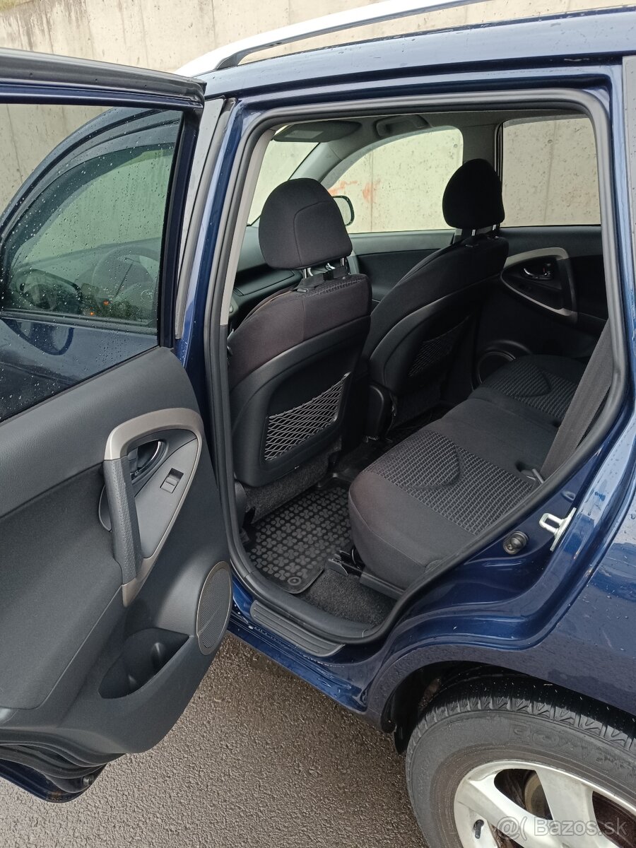 Toyota RAV4 2.0 + LPG - 11