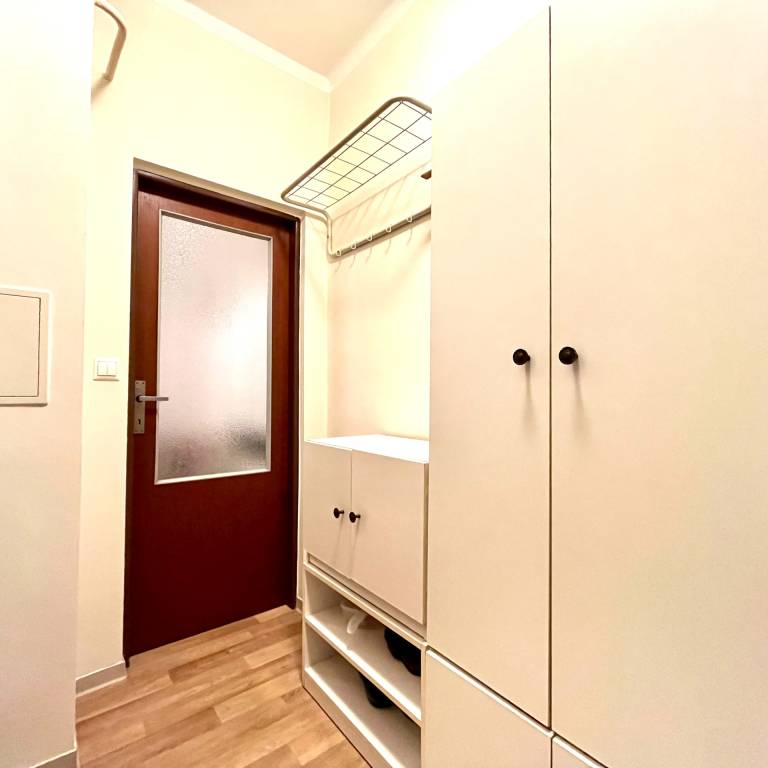 PRENÁJOM 1-izbový byt priamo v srdci Bratislavy - 11