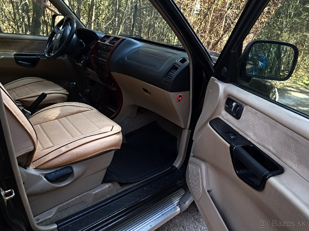 Predám Nissan Terrano II 3.0l tdi 113kw - 11