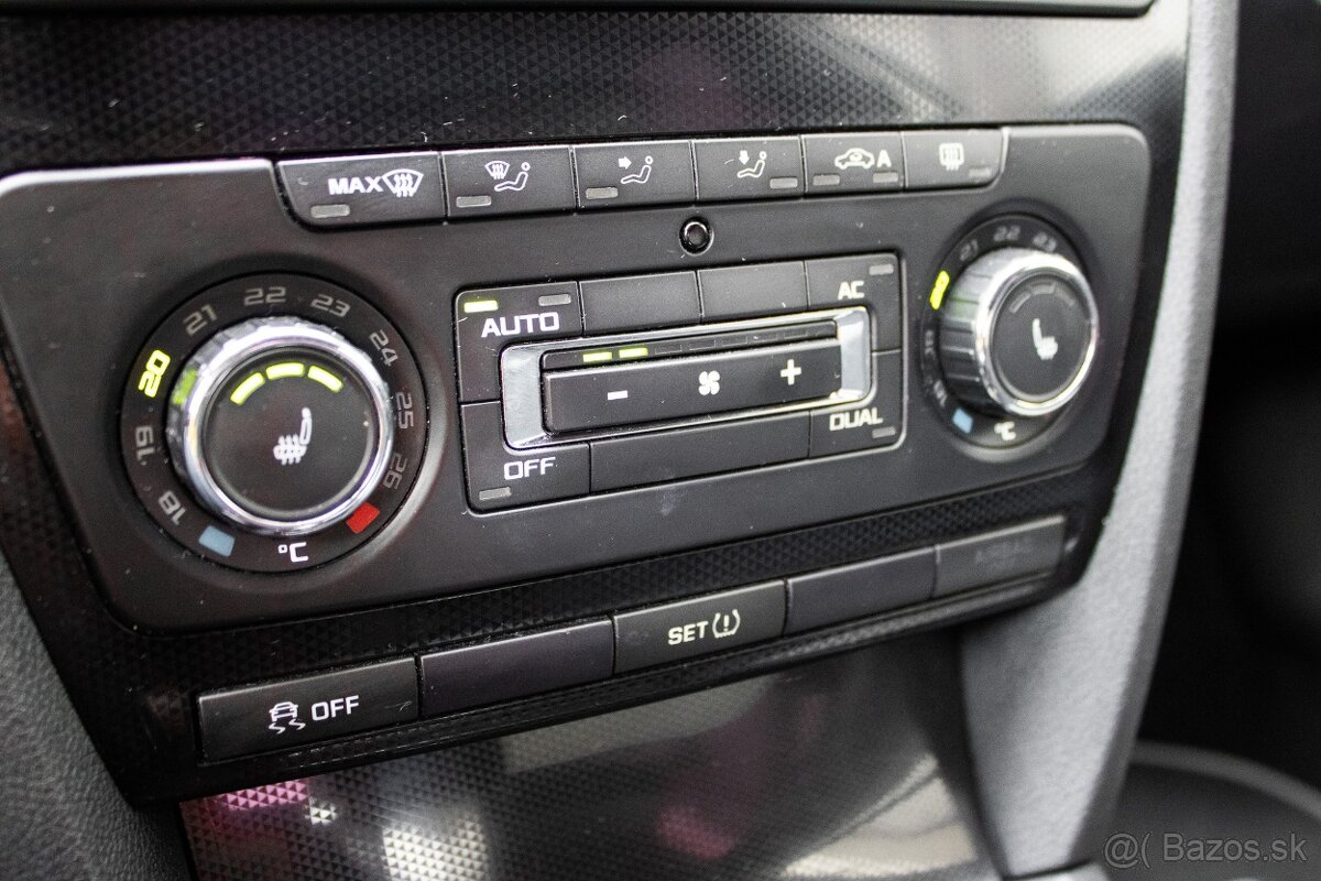 Škoda Octavia 2.0 TDI CR DPF RS DSG - 11