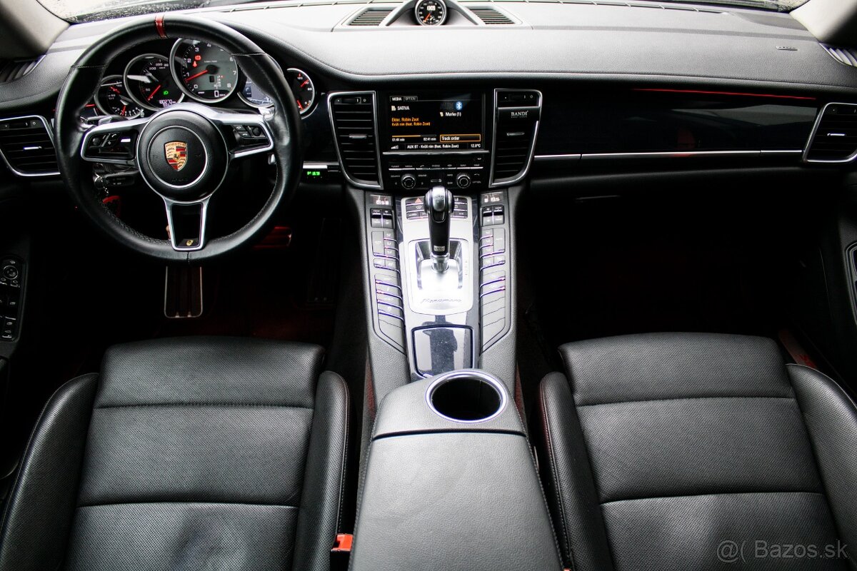 Porsche Panamera 2013 - 11