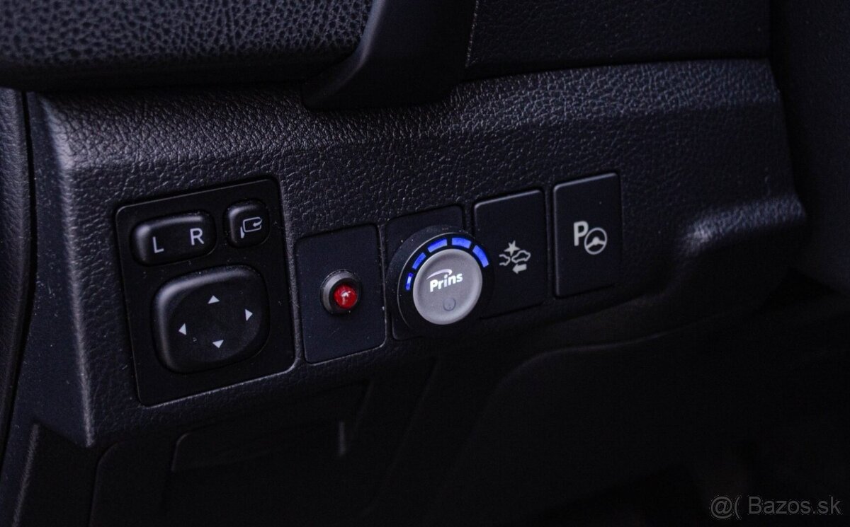 Toyota Auris 1.6i Automat LPG - 11