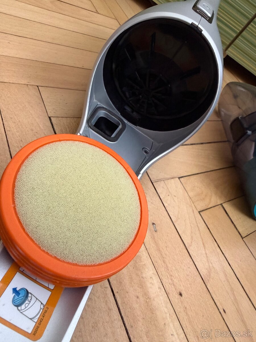 Philips PowerPro Aqua Tycovy vysavac 3v1 - 11