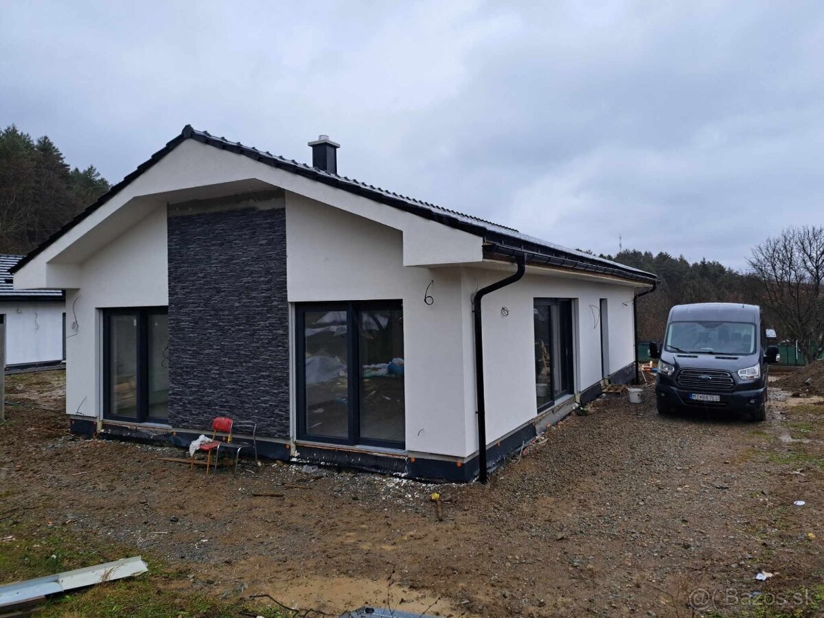 Moderný 4-izbový dom pri Žiline – ihneď k nasťahovaniu - 11