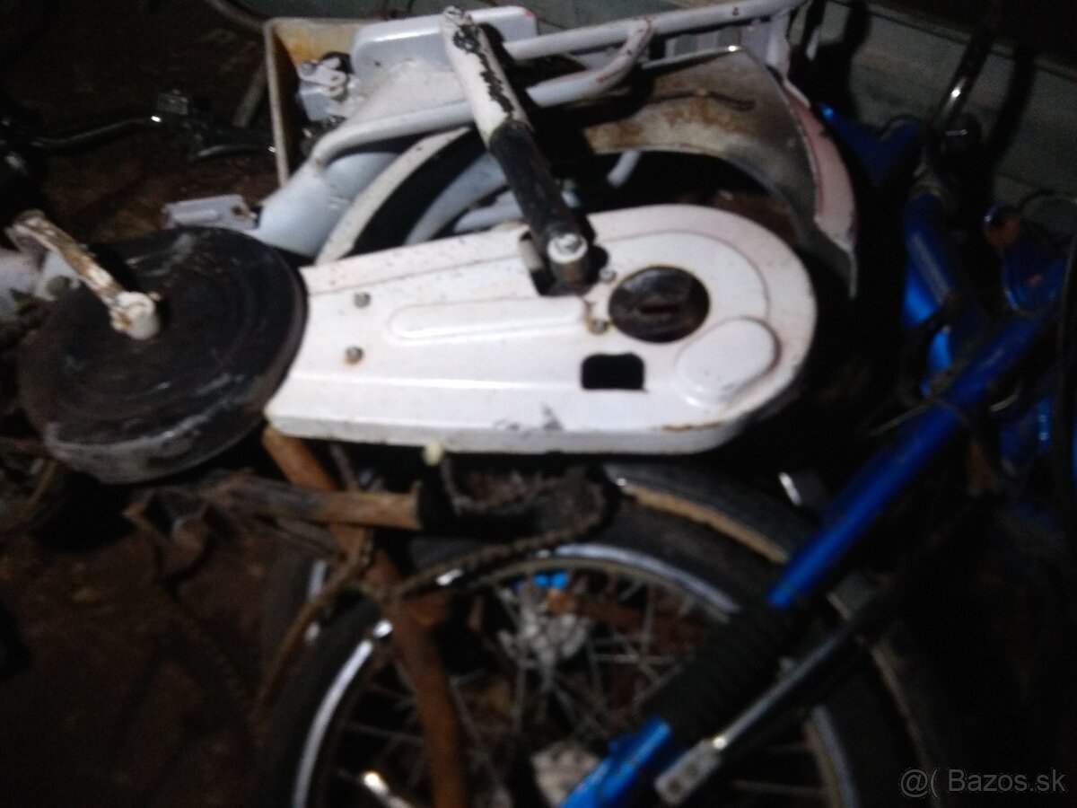 Suzuki tvs eko 50 mopedy - 11