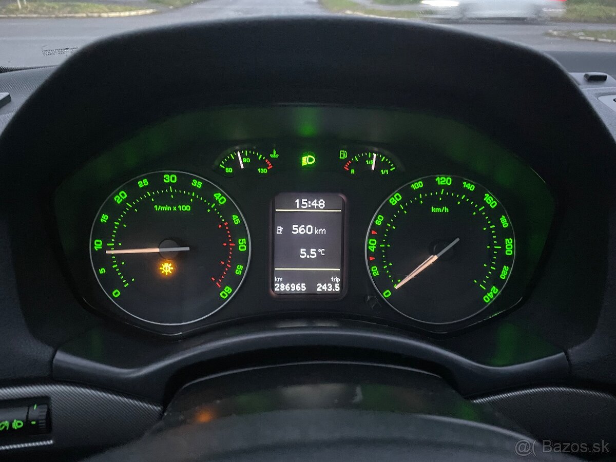 Škoda Octavia 2 obsah 1.9TDI 77kw r.v.2007 - 11