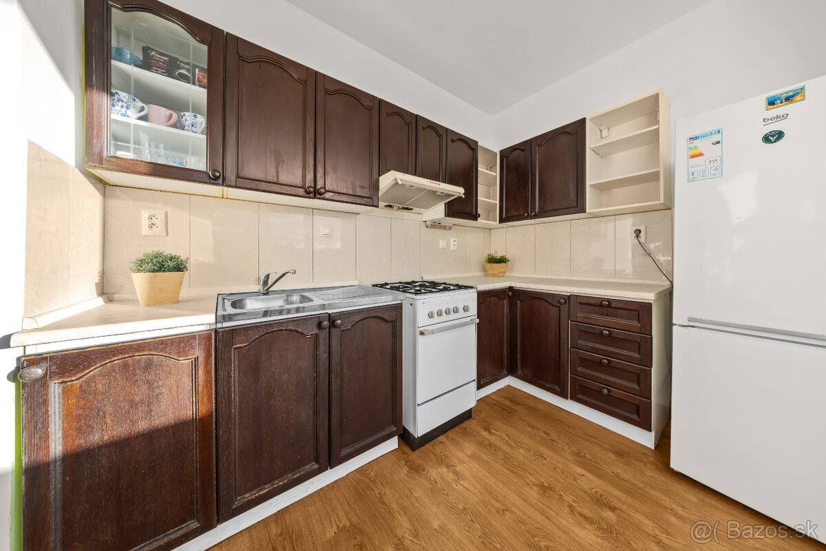 2–IZB.BYT, ČIAST.REK,ZARIADENÝ,PIVNICA, BRATISLAVA-RUŽINOV - 11