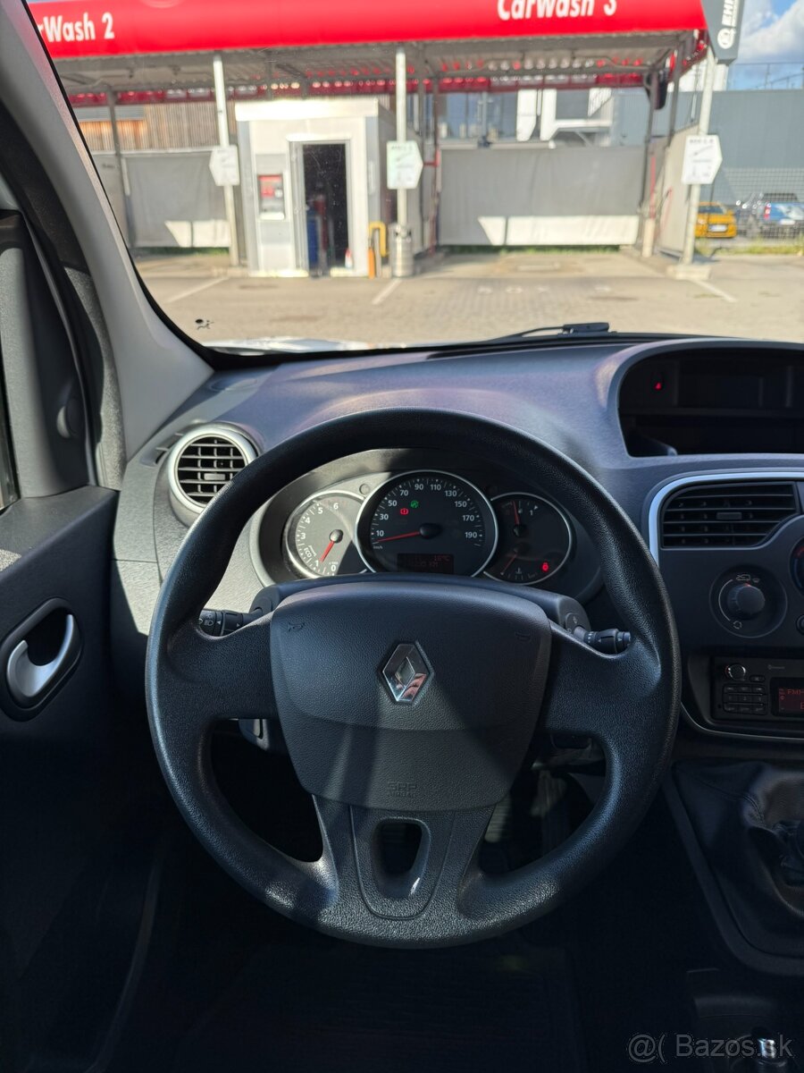 Renault Kangoo dCi 90 66 kW - 11