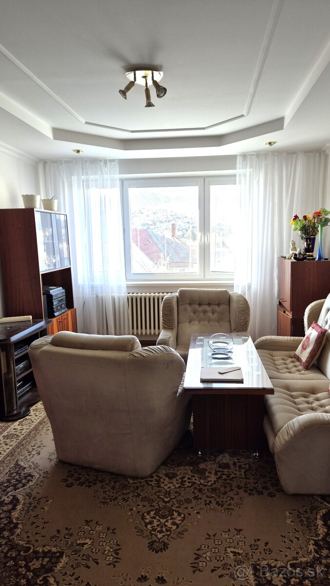 Rodinný dom v obci BELOVEŽA - 11