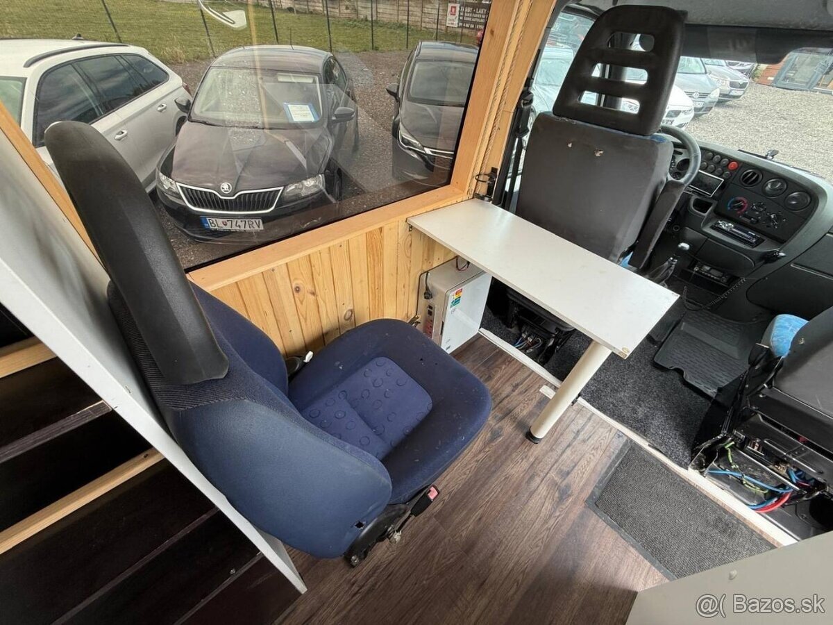 Iveco Daily 2,8D Karavanová prestavba - 11