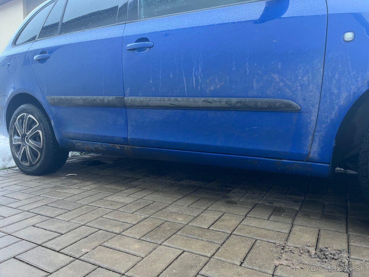 Škoda fabia 2 combi 1,9 TDi - 11