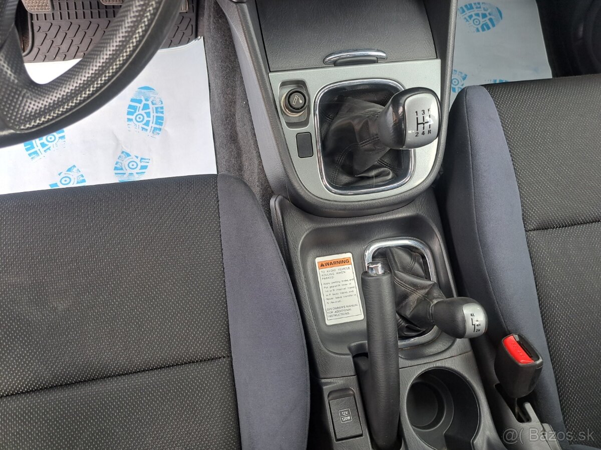 Suzuki Grand Vitara 2.0 TD ABS A/C 4x4 - 11