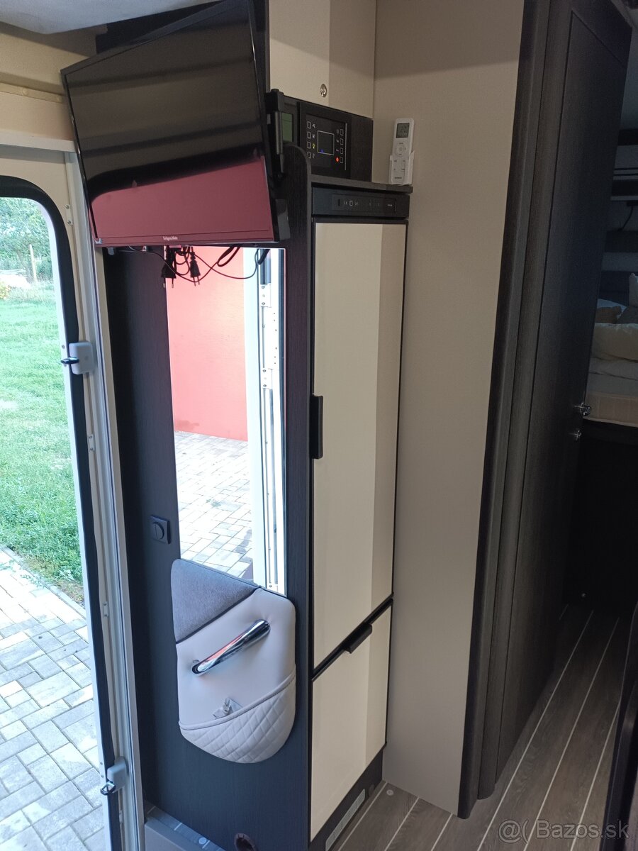 Autokaravan Roller Team Ford 2025 - 11