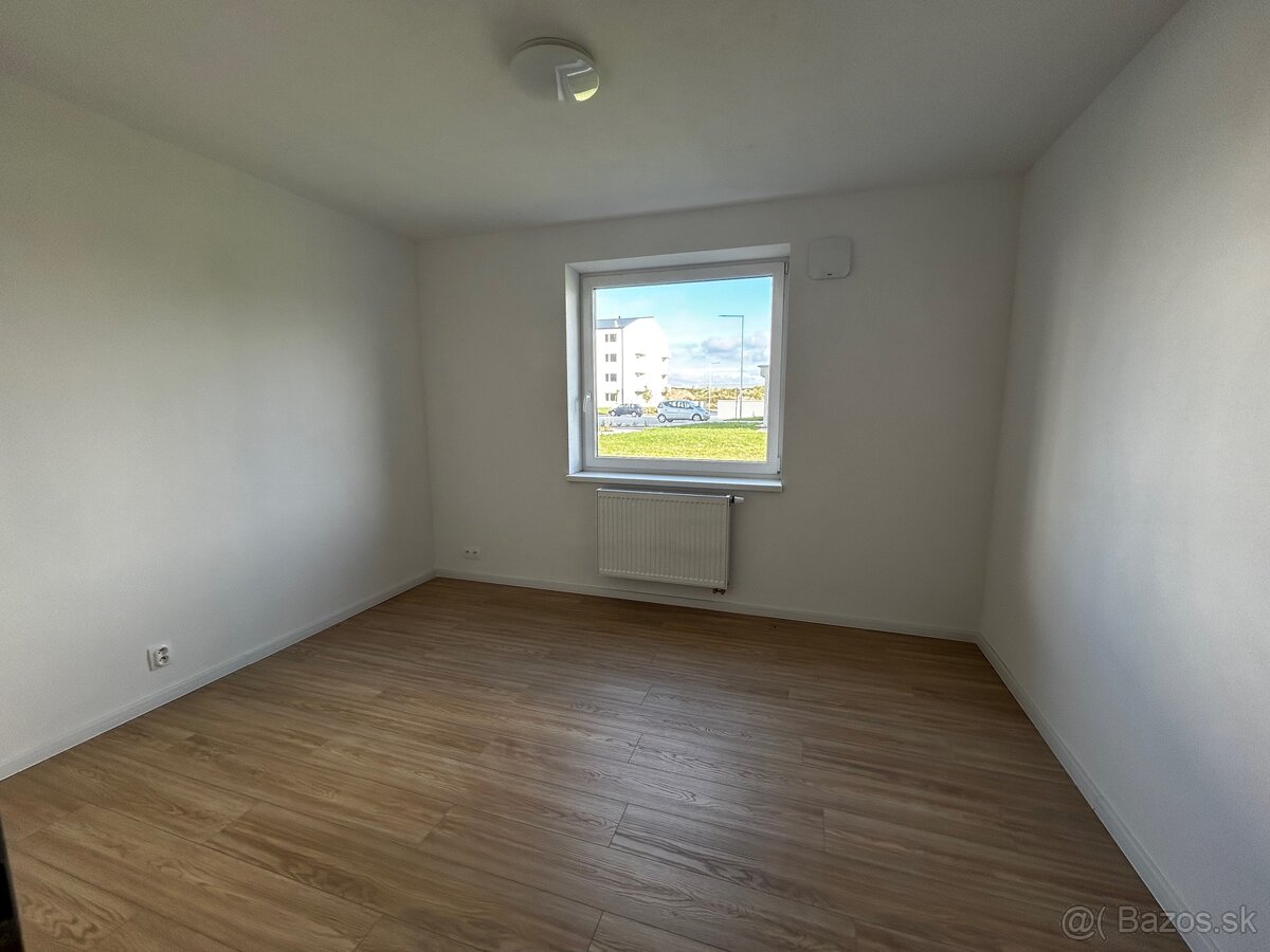 2- a 3- izbové byty do nájmu v Obytnom súbore Benát - 11