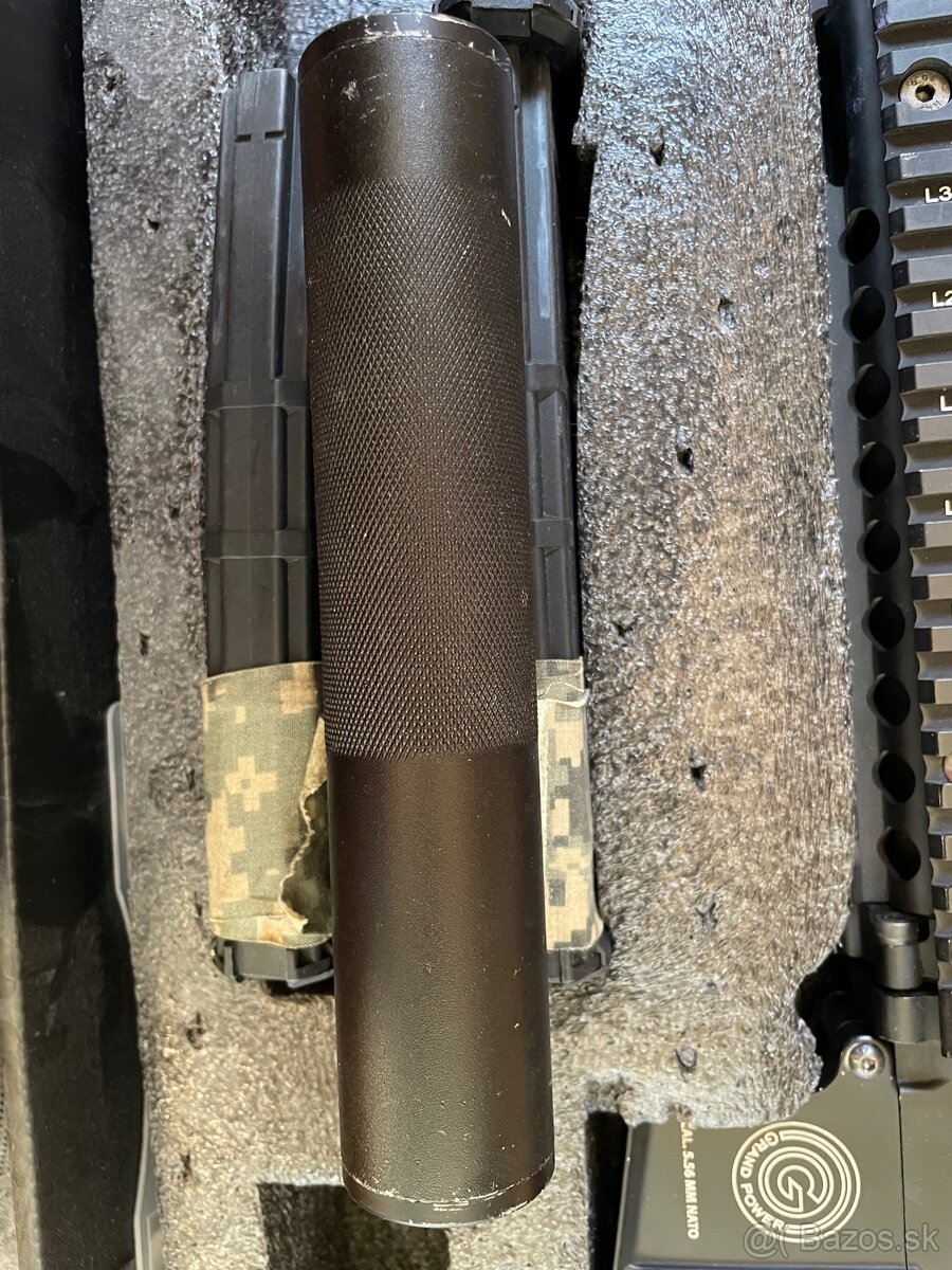 Airsoft M4 MK18 - 11