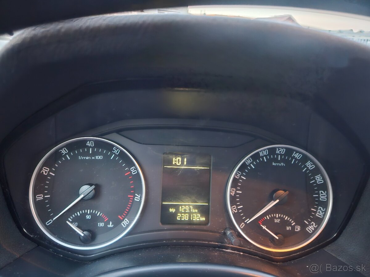 Škoda Octavia 1.4mpi - 11