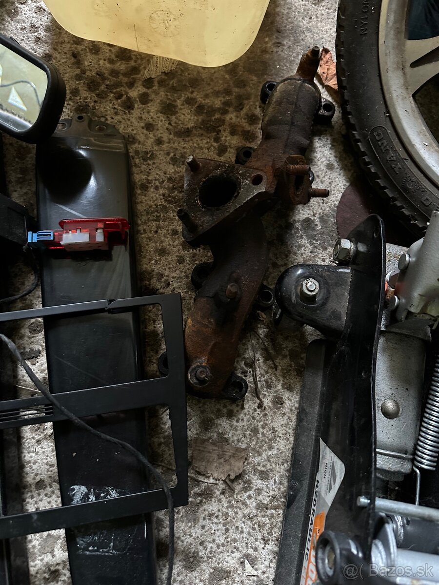 Náhradné diely Audi A4 - 11