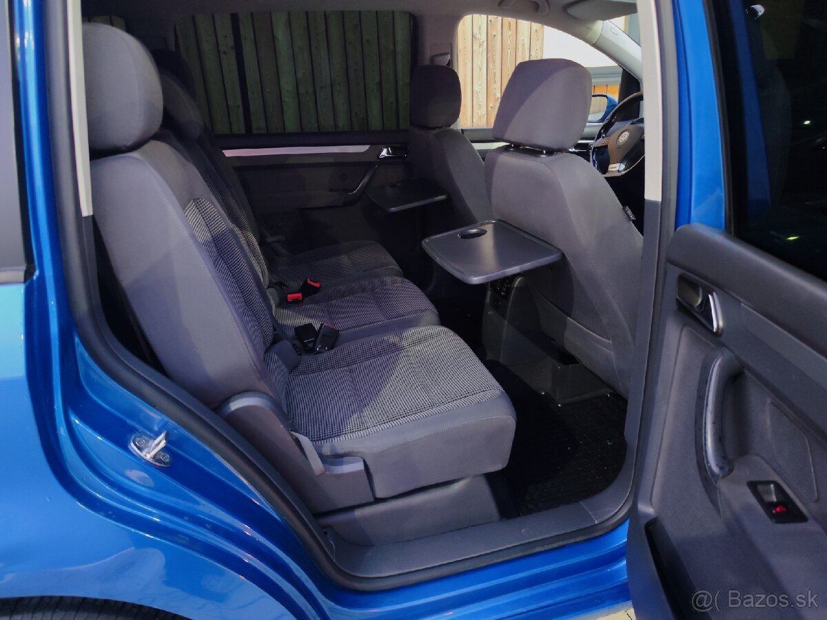 Volkswagen Touran 2.0 TDI - 11