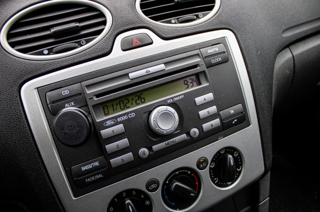 Ford Focus Kombi 1.6 VCT Trend - 1.majiteľ - 11