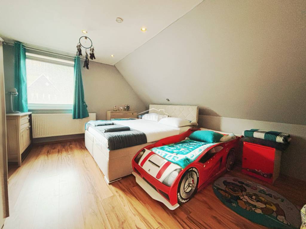 EXKLUZÍVNE NA PREDAJ - Rodinný dom v srdci Dlhej nad Kysucou - 11