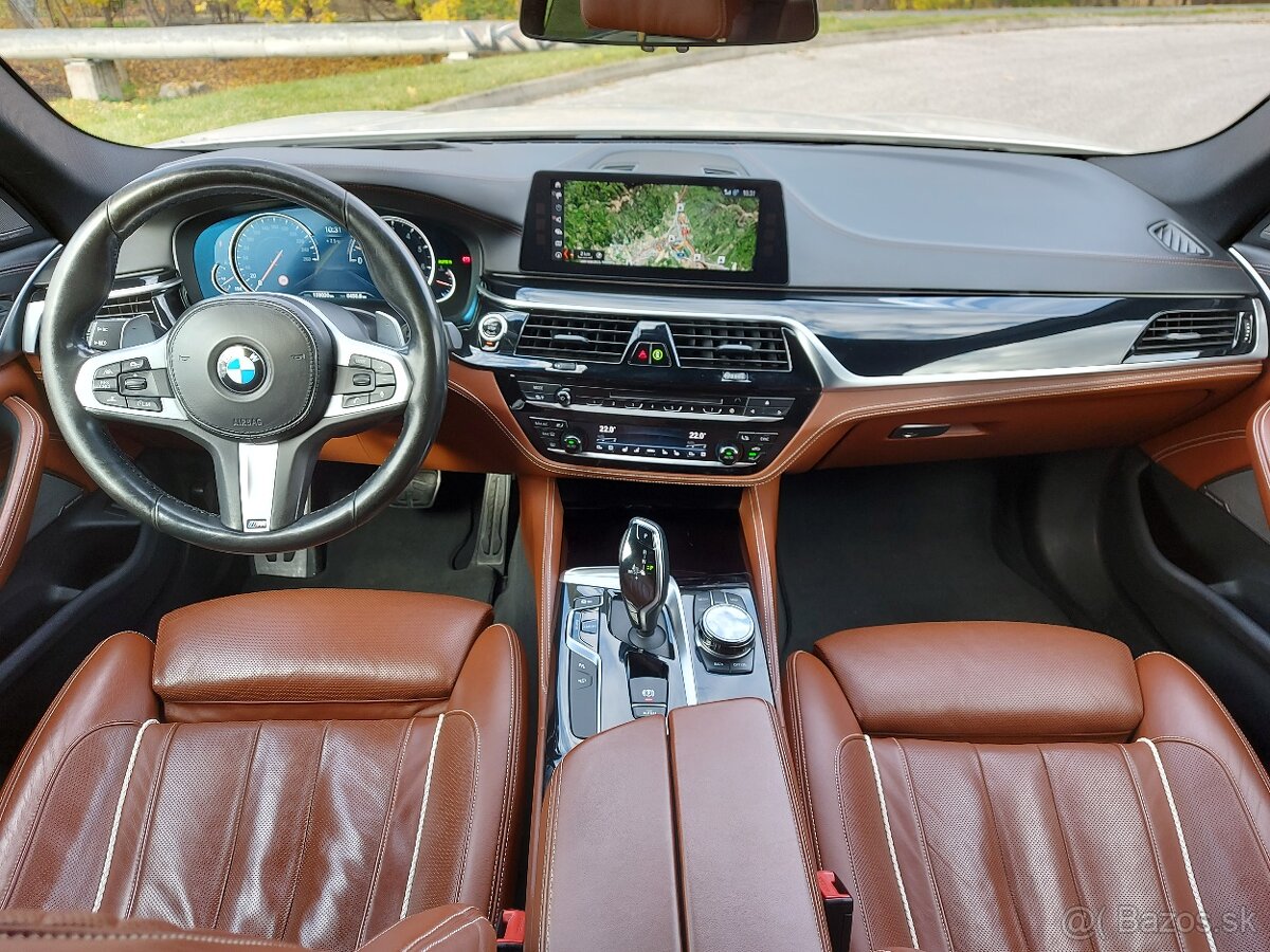 BMW Rad 5 Touring 540i xDrive G31 (340k) - M Paket, Adaptive - 11