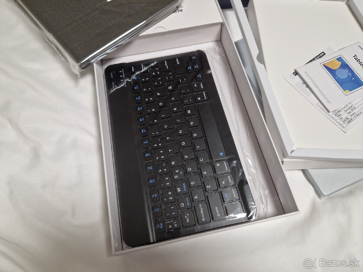 Nový tablet Crelander T40 s klávesnicou a myšou - 11