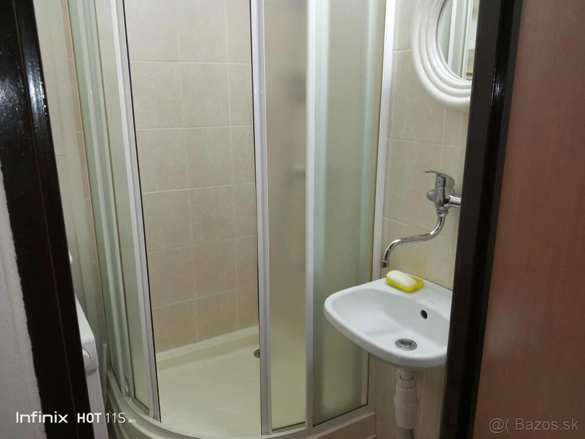 Prenajmem 1 izbový byt s lodžiou na Terase - 11