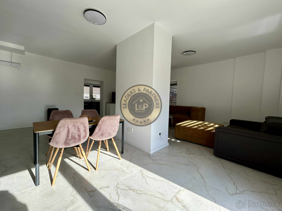 PREDAJ rodinný dom Bezenye - 11