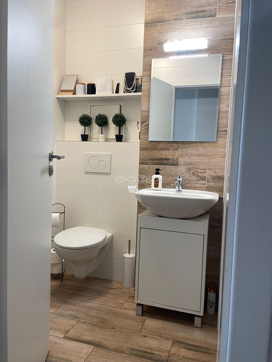 Na prenájom 2-izbový byt s veľkou terasou a parkovacím miest - 11