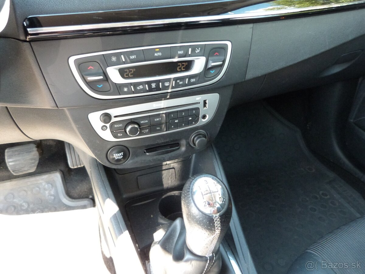 Renault Fluence 1.6 16V Privilege + Nové ROZVODY - 11