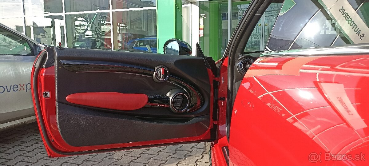 Mini John Cooper Works 2018 2.0 170 kW - 11