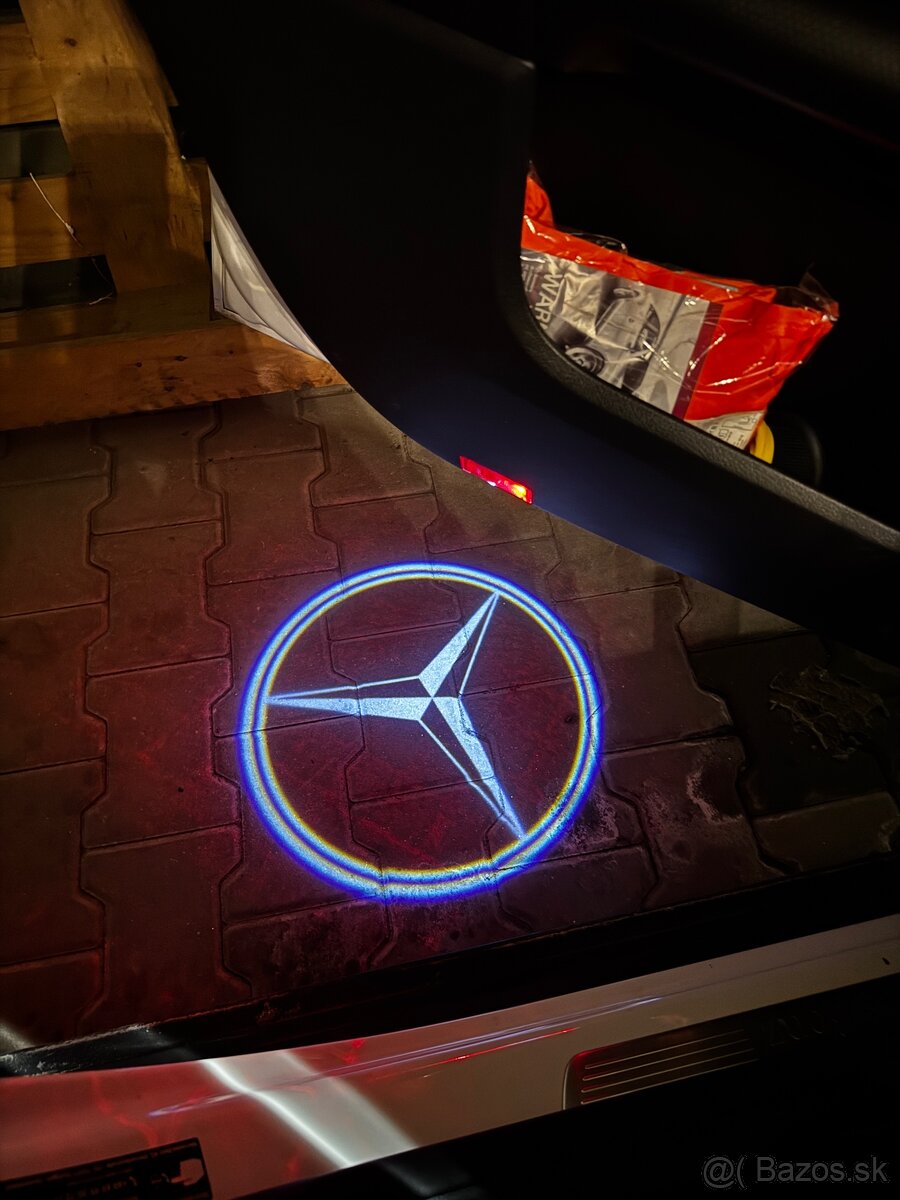 Mercedes Benz B180 - 11