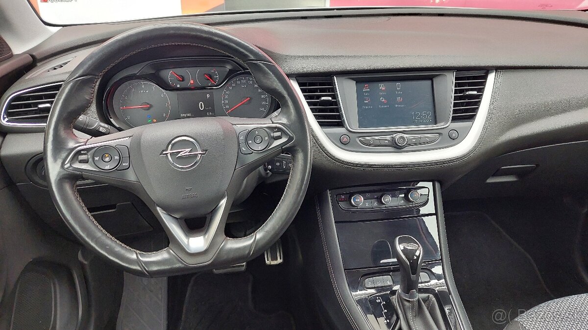 Opel Grandland X 1.5 CDTI 96kW AT8 Selection - 11