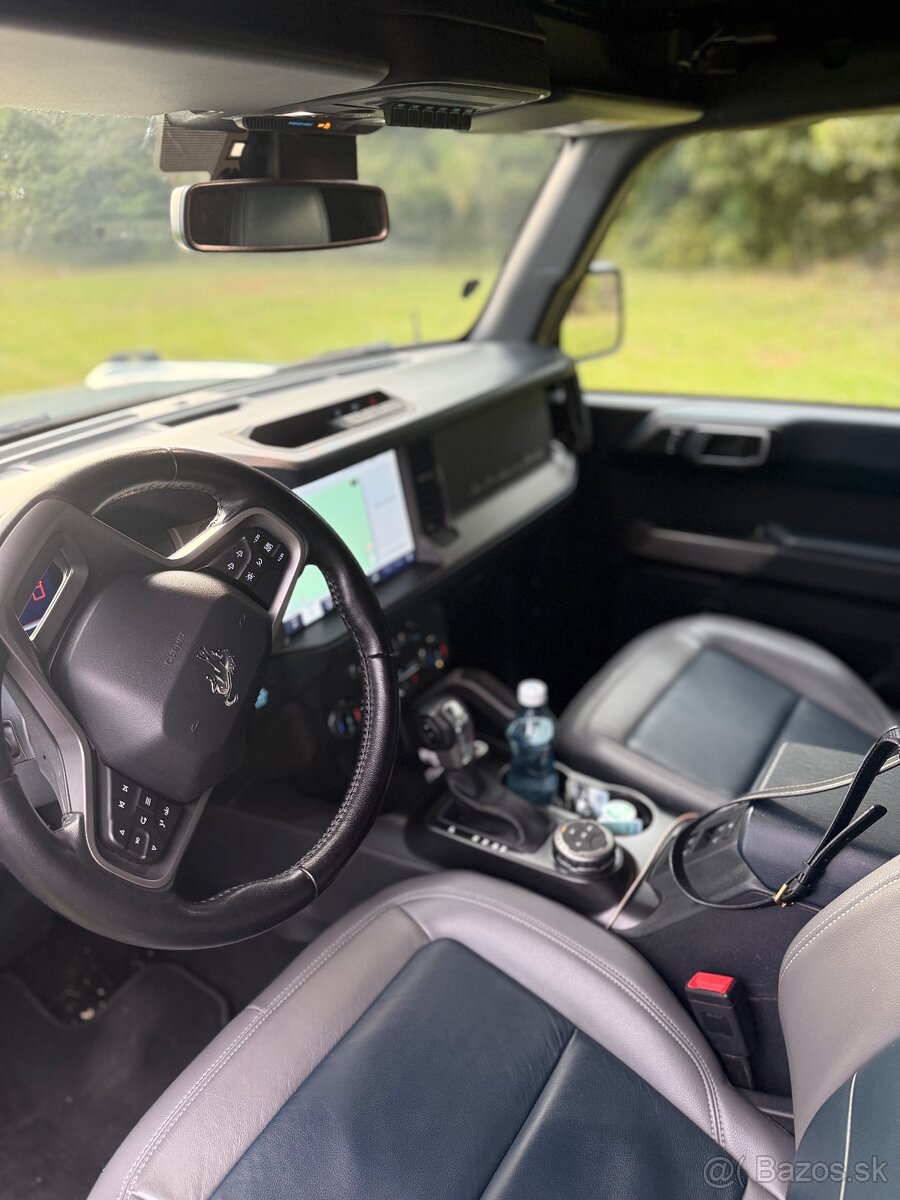 Ford Bronco 2.7 V6, 2023 – 38 000 km, top stav a výbava - 11