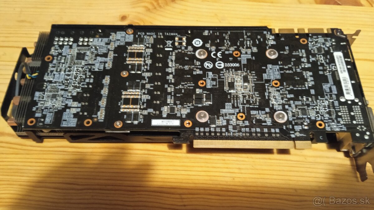 Zdravim predam zakladnu dosku Intel dh61cr - 11