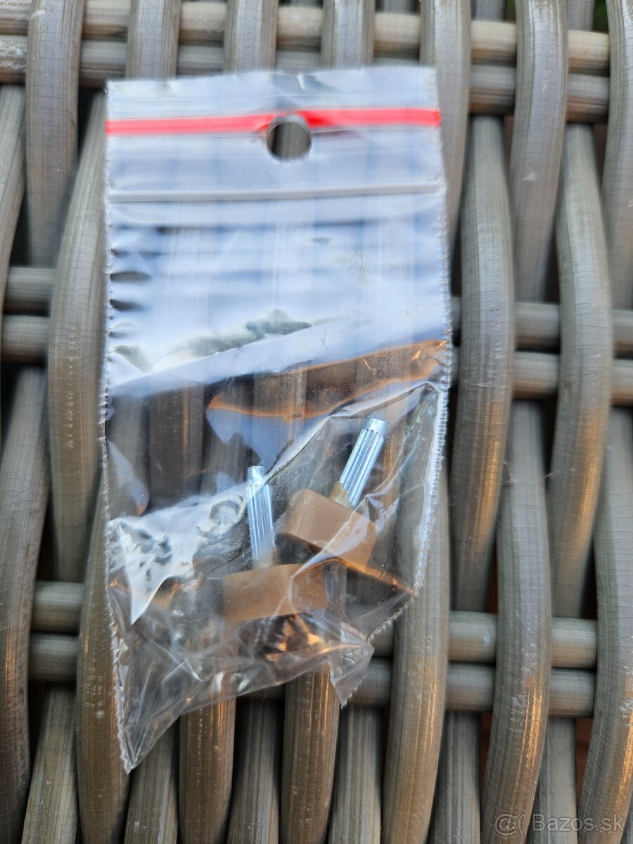 Lodicky Nescior v. 39 - 11