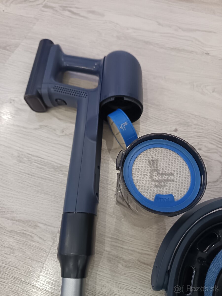 Predám tycovy vysávač ELEKTROLUX..... - 11