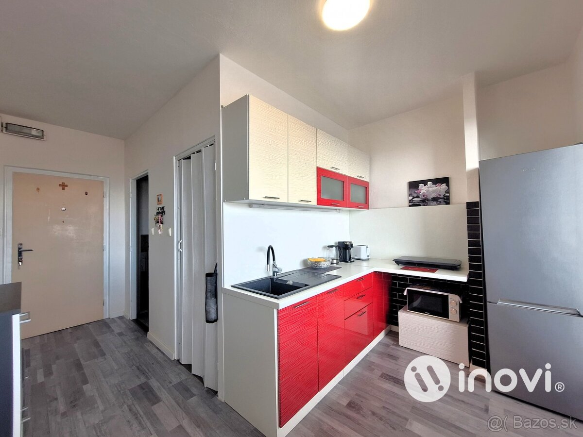 Exkluzívne zariadený 1-izbový byt s loggiou - 11