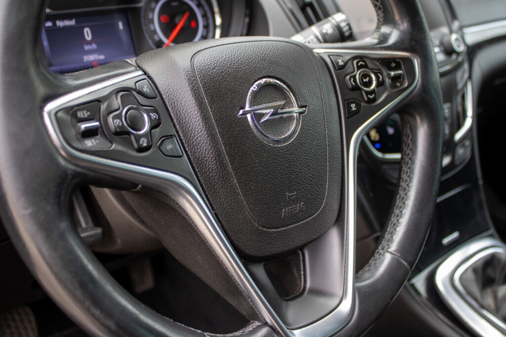 Predam Opel Insignia Combi Sports Tourer Inovation - 11