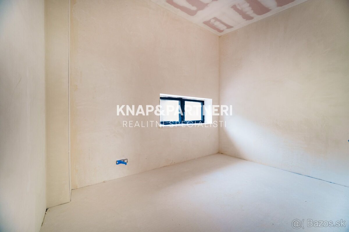 NOVOSTAVBA, AMFIK HOUSE, MEZONETOVÝ 4 IZBOVÝ BYT „D“ S TERAS - 11