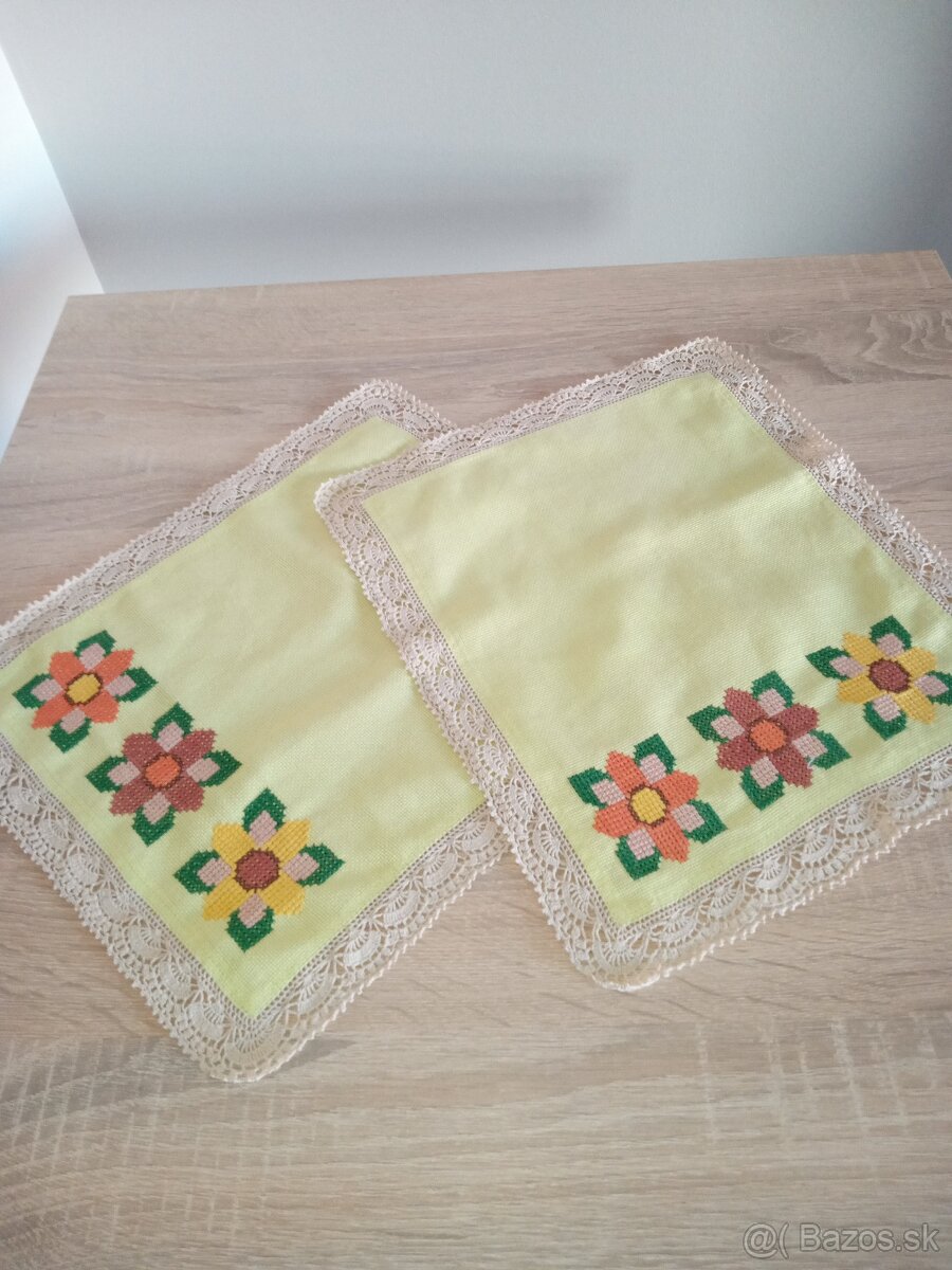 Ručne vyšívané obrusy - 11
